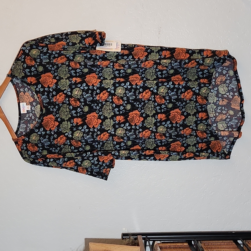 LULAROE Irma Oversized Tunic Stretchy Dressy